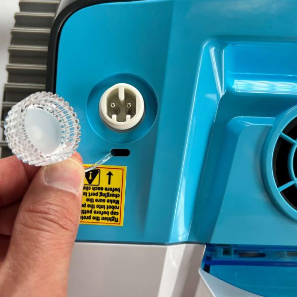 PoolBot B150 Cordless Robotic Pool Cleaner PoolBot B150 Cordless Robotic Pool Cleaner