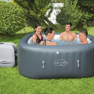 Bestway Lay-Z-Spa - Hawaii Hydrojet Pro - 1.8m x 1.8m x 71cm for 4-6 people - 60031 Bestway Lay-Z-Spa - Hawaii Hydrojet Pro - 1.8m x 1.8m x 71cm for 4-6 people - 60031